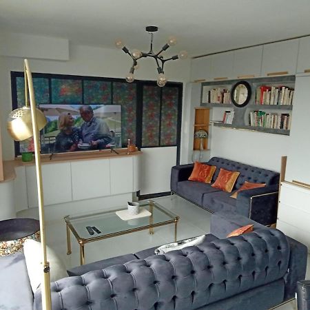 Liege Centre Mediacite Appartement Possible Parking Terrasse Immense 8Eme Pour 2 Personnes Exteriör bild